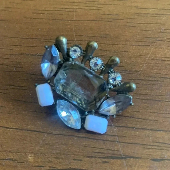 Bundle of 3 Pairs of Large Stud Earrings - Picture 9 of 12